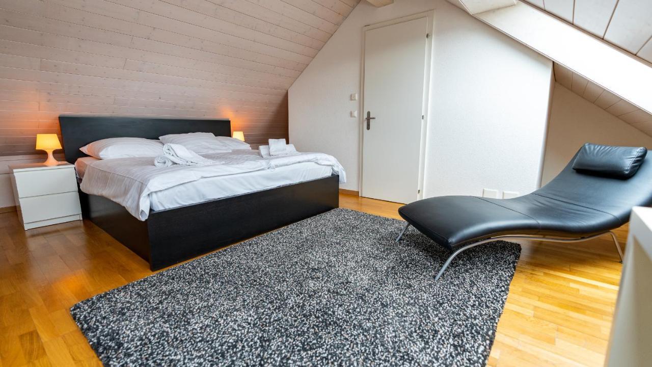 Los Lorentes Residences Bulle Δωμάτιο φωτογραφία